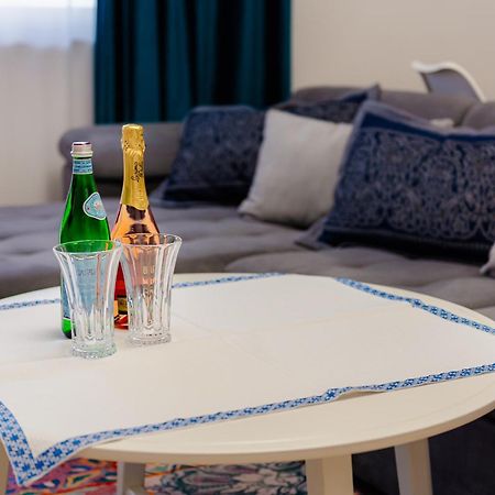 Appartamento The Blue Norwegian House Bucarest Esterno foto