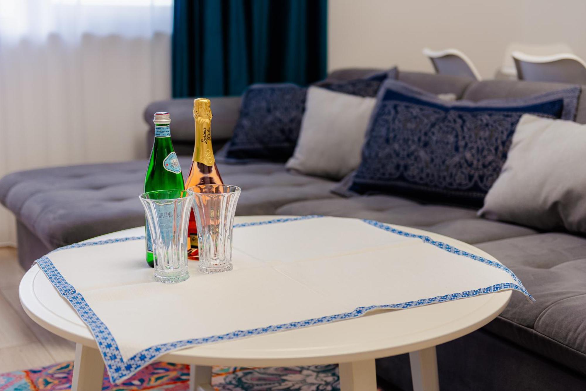 Appartamento The Blue Norwegian House Bucarest Esterno foto