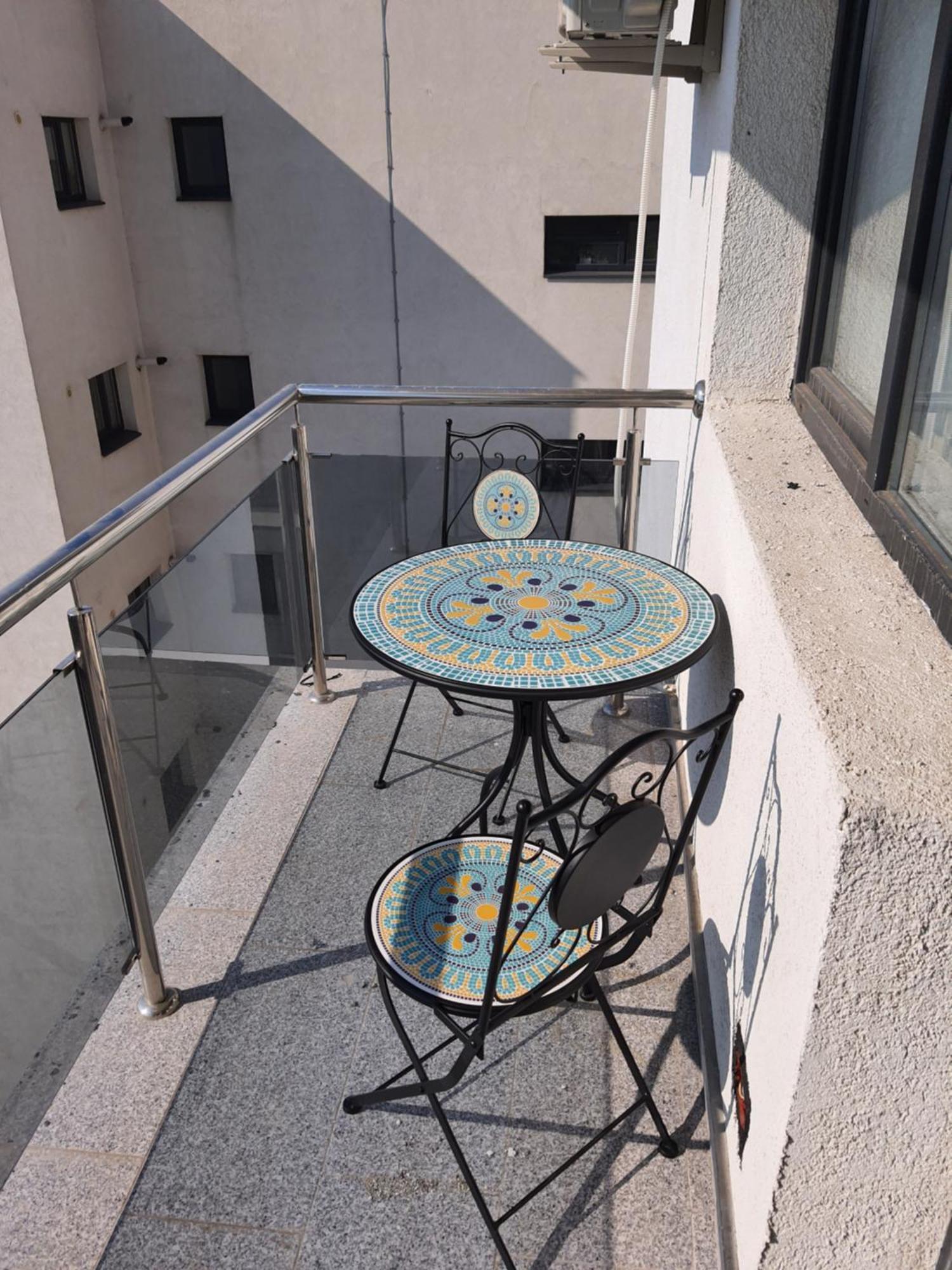 Appartamento The Blue Norwegian House Bucarest Esterno foto